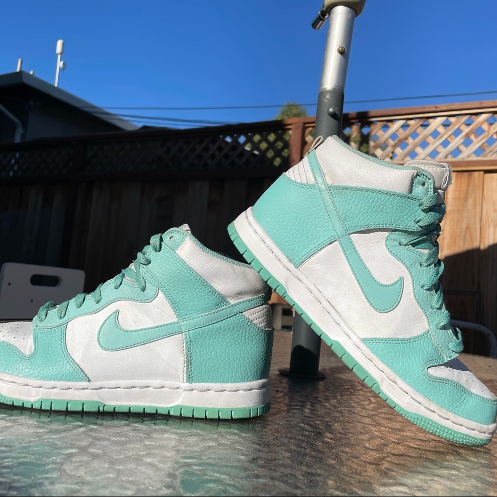 Nike Dunk High Island Green Size 7y